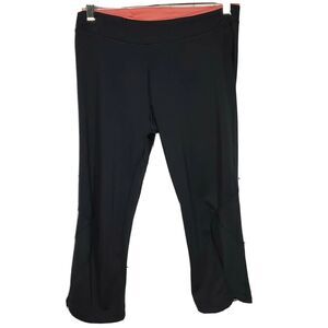 Adidas Womens Capri Pants M Workout Athletic Yoga Dark Gray Small Pocket Legging